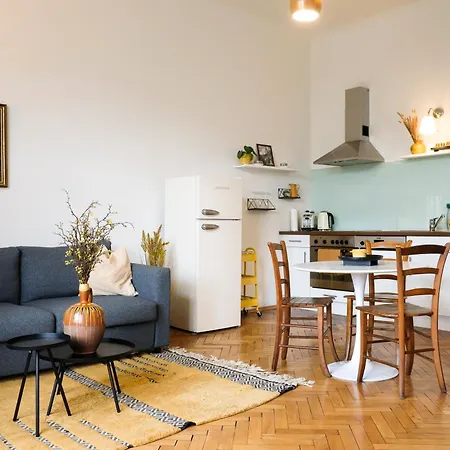 Stilvolles Im Zentrum - Free Parking Apartment *
